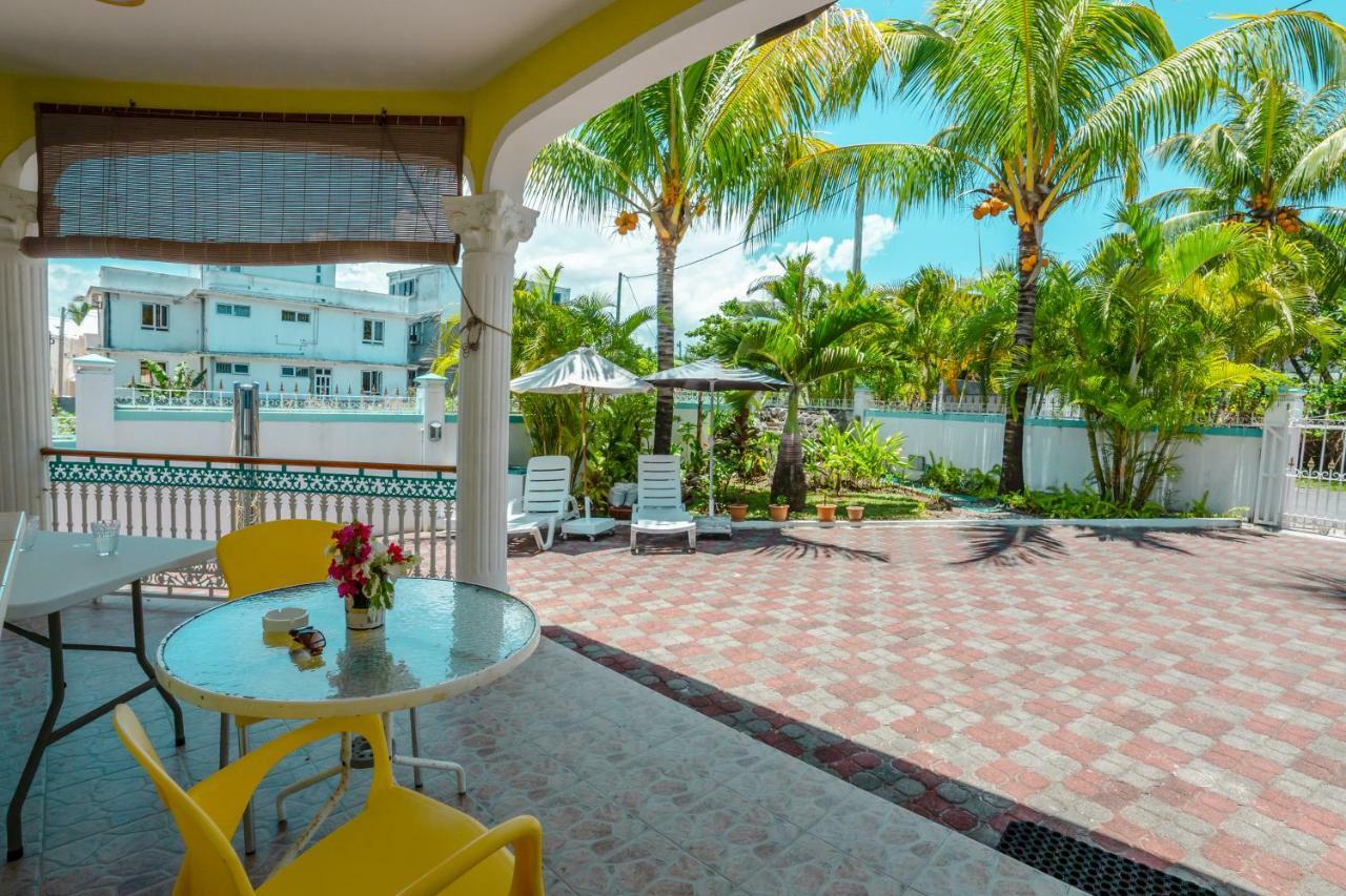 Villa Bella Charming Beachfront Guesthouse Blue Bay Exterior foto